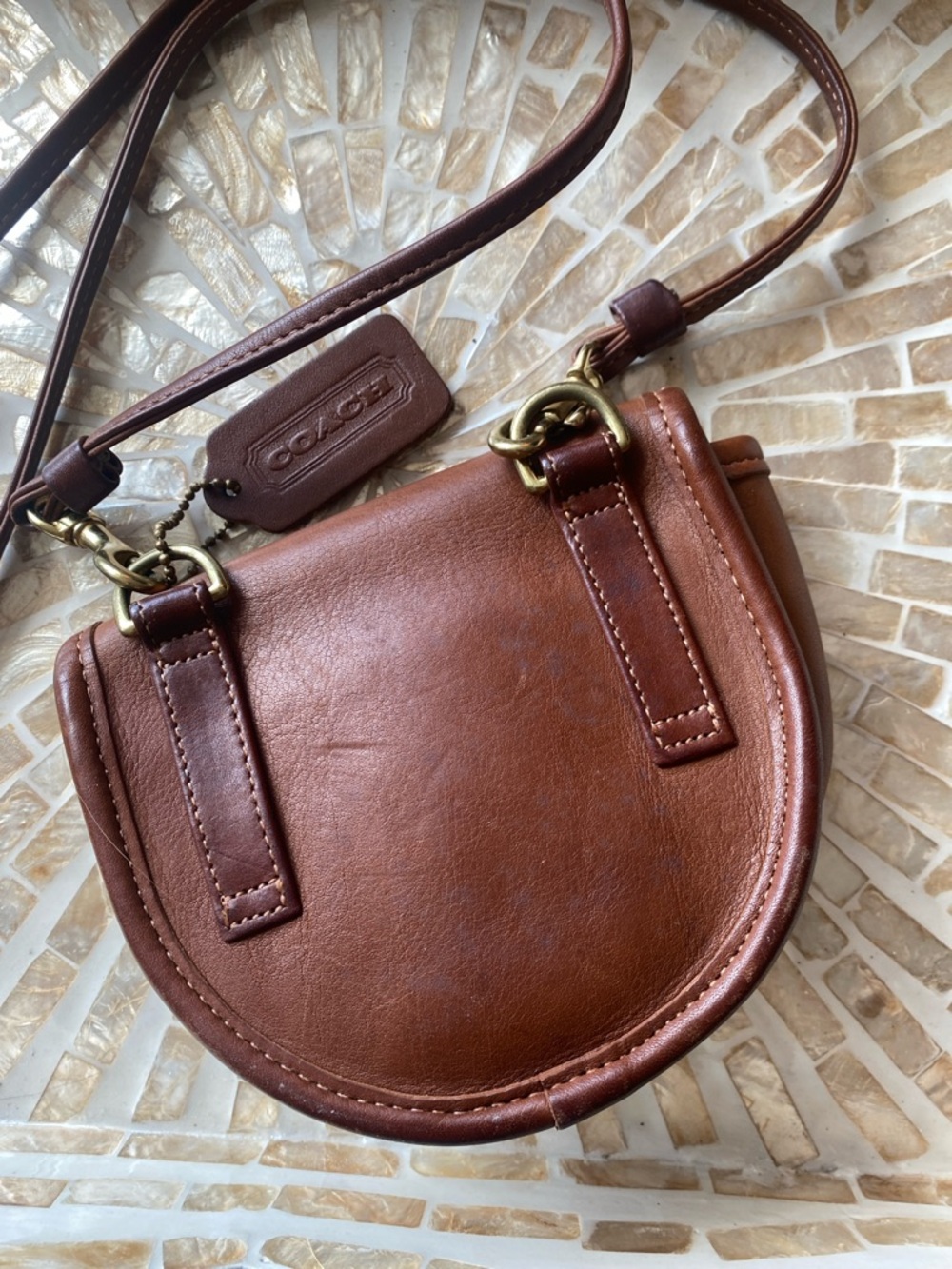 Rare Vintage COACH Leather Saddle Tan Mini Crossbody Belt bag 0897-332 - Picture 3 of 6